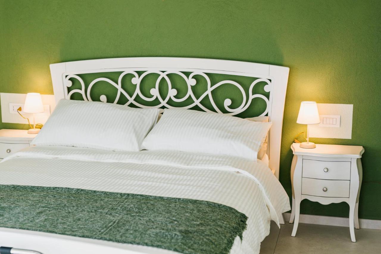La Tenuta Di Santo Stefano Agri Resort & Spa 弗萨诺 外观 照片
