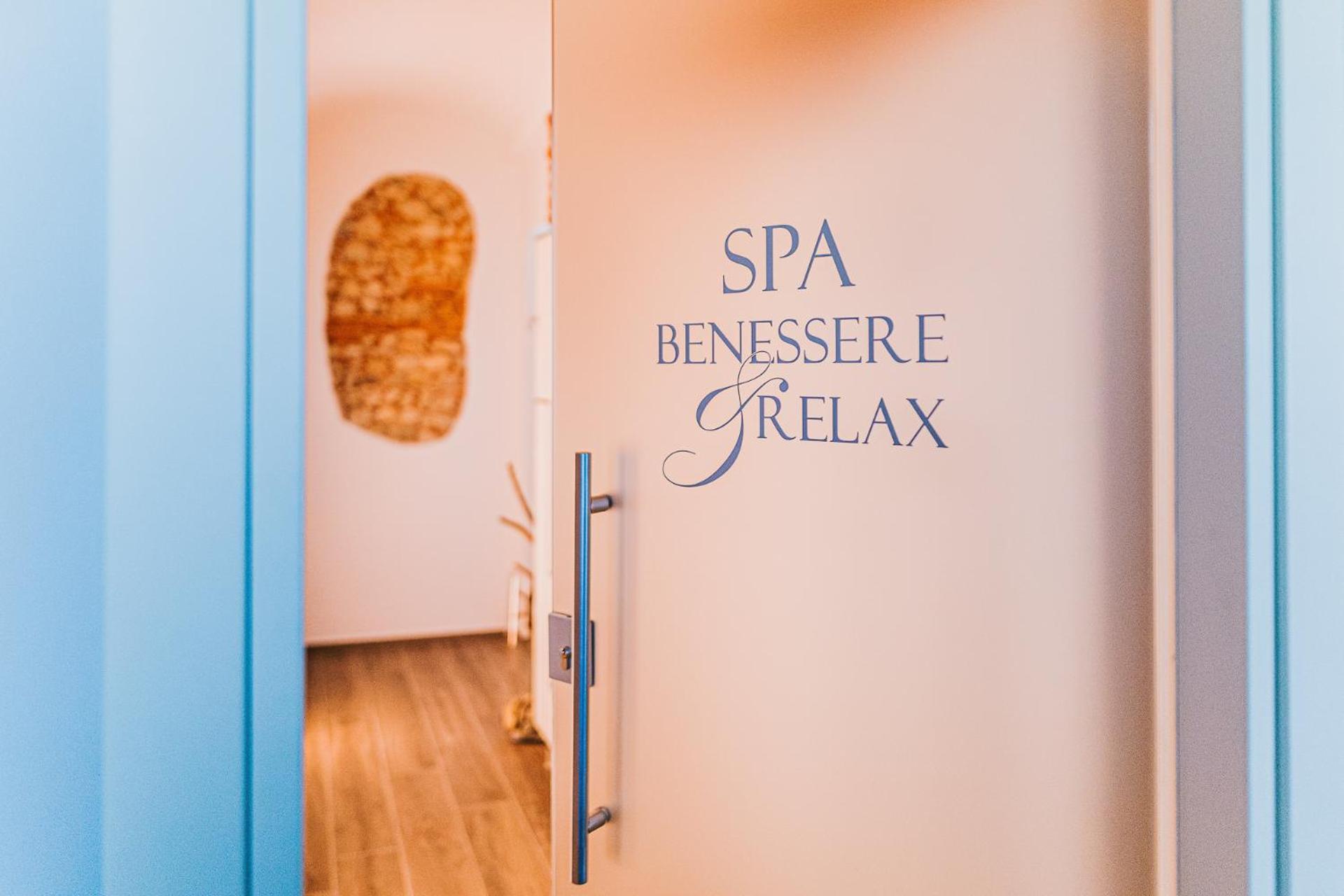 La Tenuta Di Santo Stefano Agri Resort & Spa 弗萨诺 外观 照片